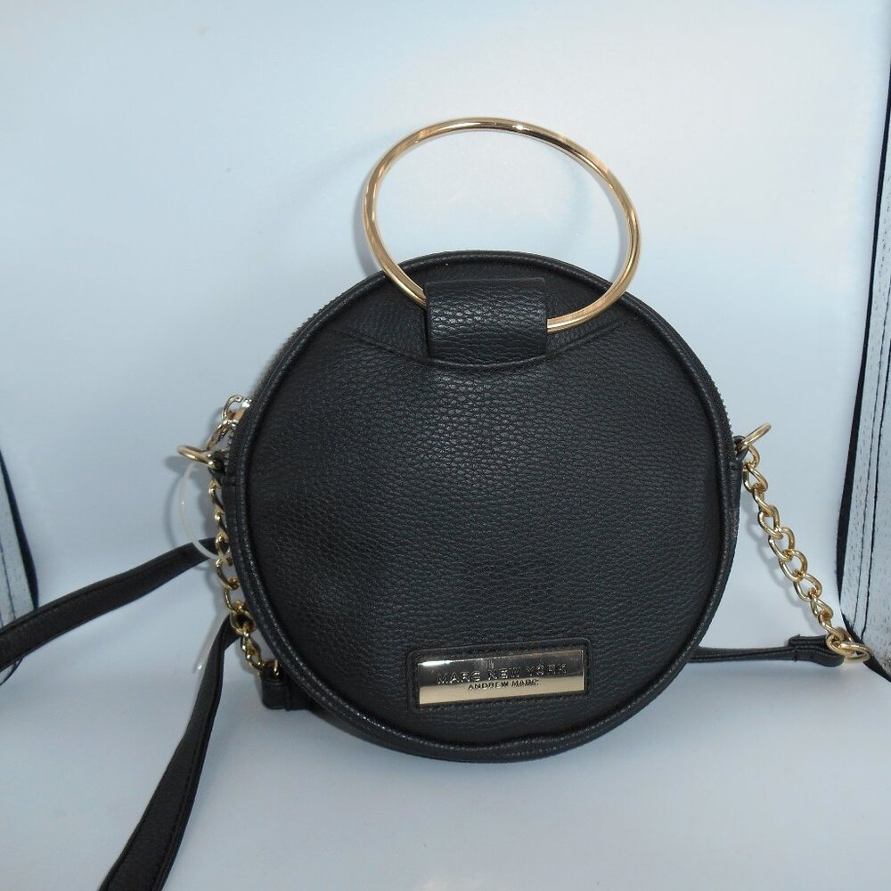 MARC NEW YORK ROUND CROSSBODY/SHOULDER BAG BLK & GOLD TONE HARDWARE FAUX LEATHER